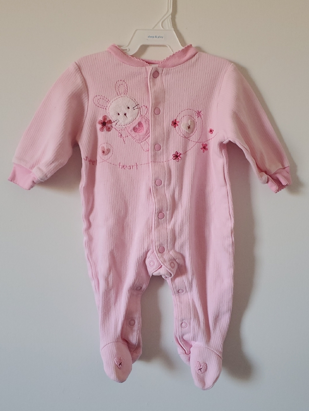 Carter's Embroidered Sweet Pink Bunny Footed Sleeper Baby Girl Size 6 Months - Picture 1 of 5